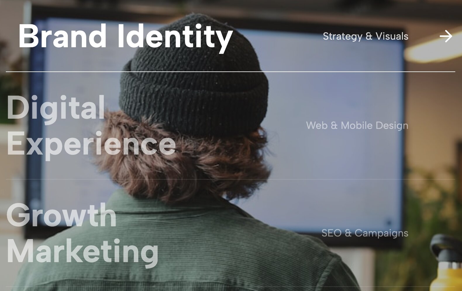Service Reveal List automatically updating massive background images when users hover over list text